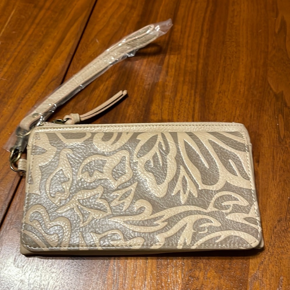 COPY - Simply Noelle Wristlet